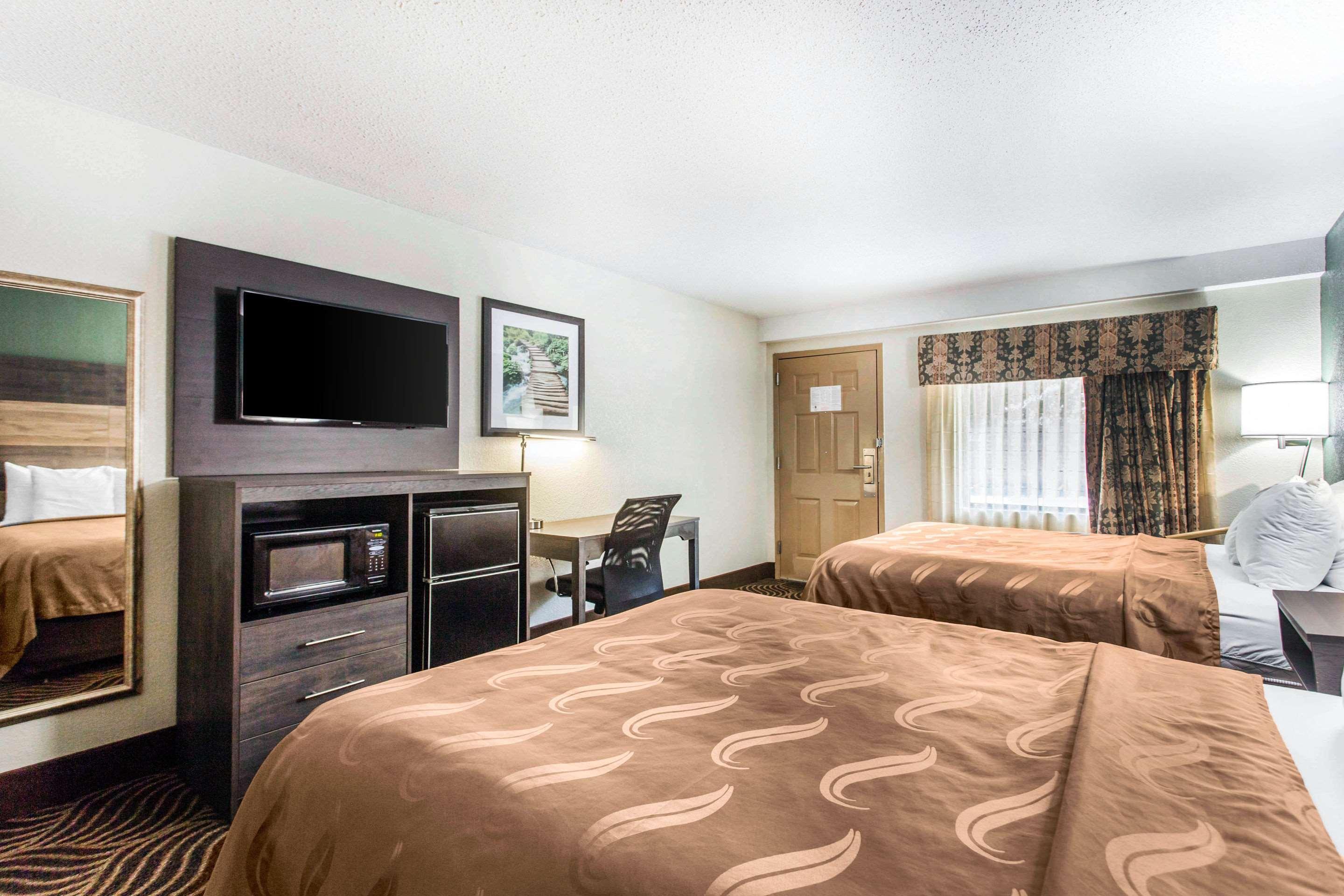 Quality Inn Black Mountain Buitenkant foto
